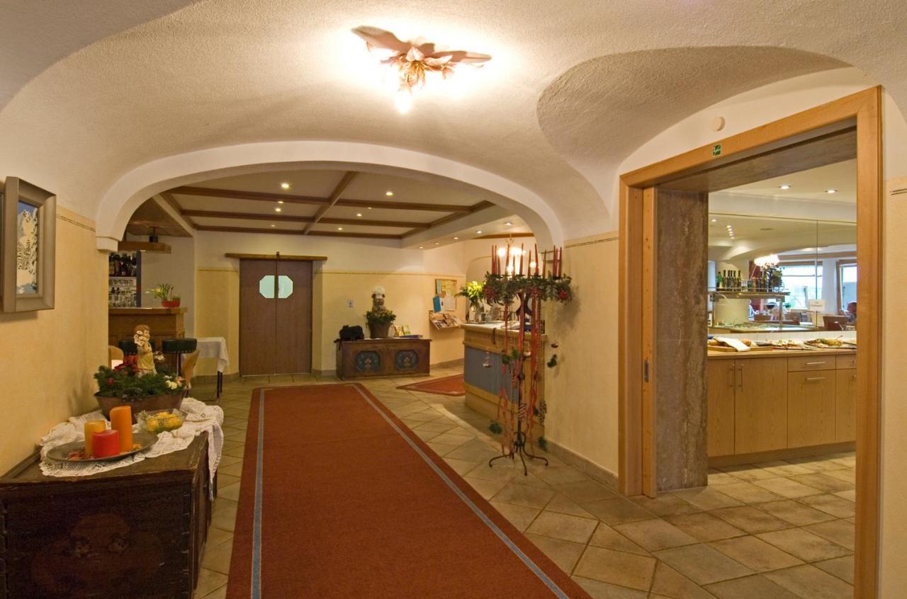 Gasthof Weberbauer Scheffau am Wilden Kaiser Exterior photo